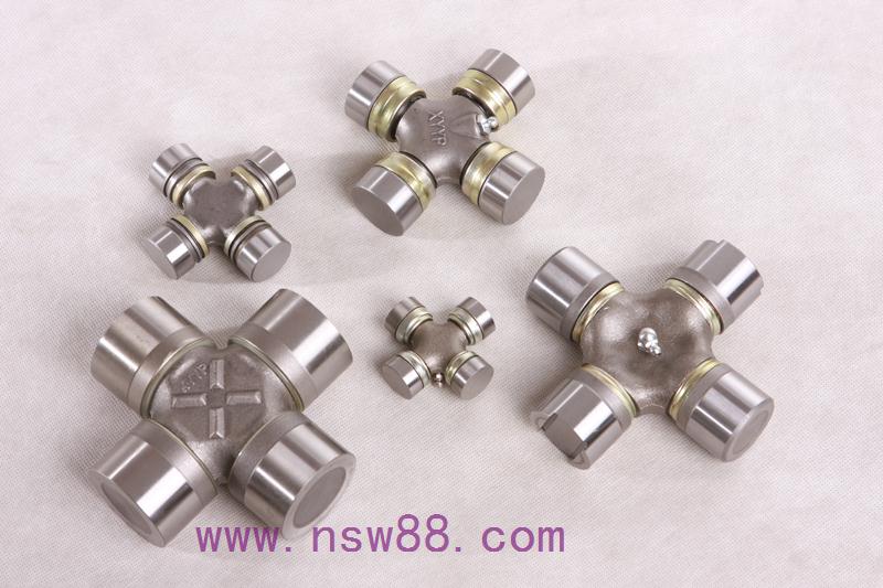 萬向節十字(zi)軸-0125萬向節-φ52×133-鷹牌軸(zhou)承