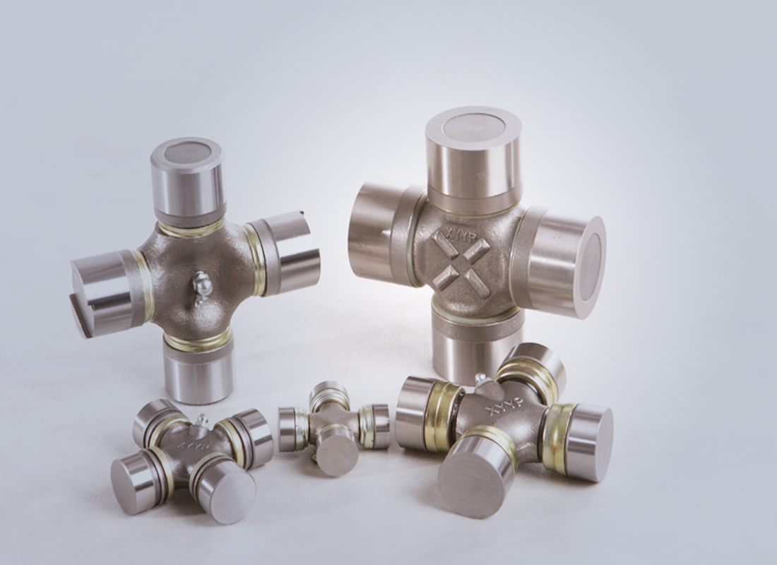 萬向(xiàng)節十字(zi)軸-0082萬向(xiàng)節-φ57×127-鷹牌(pái)軸承